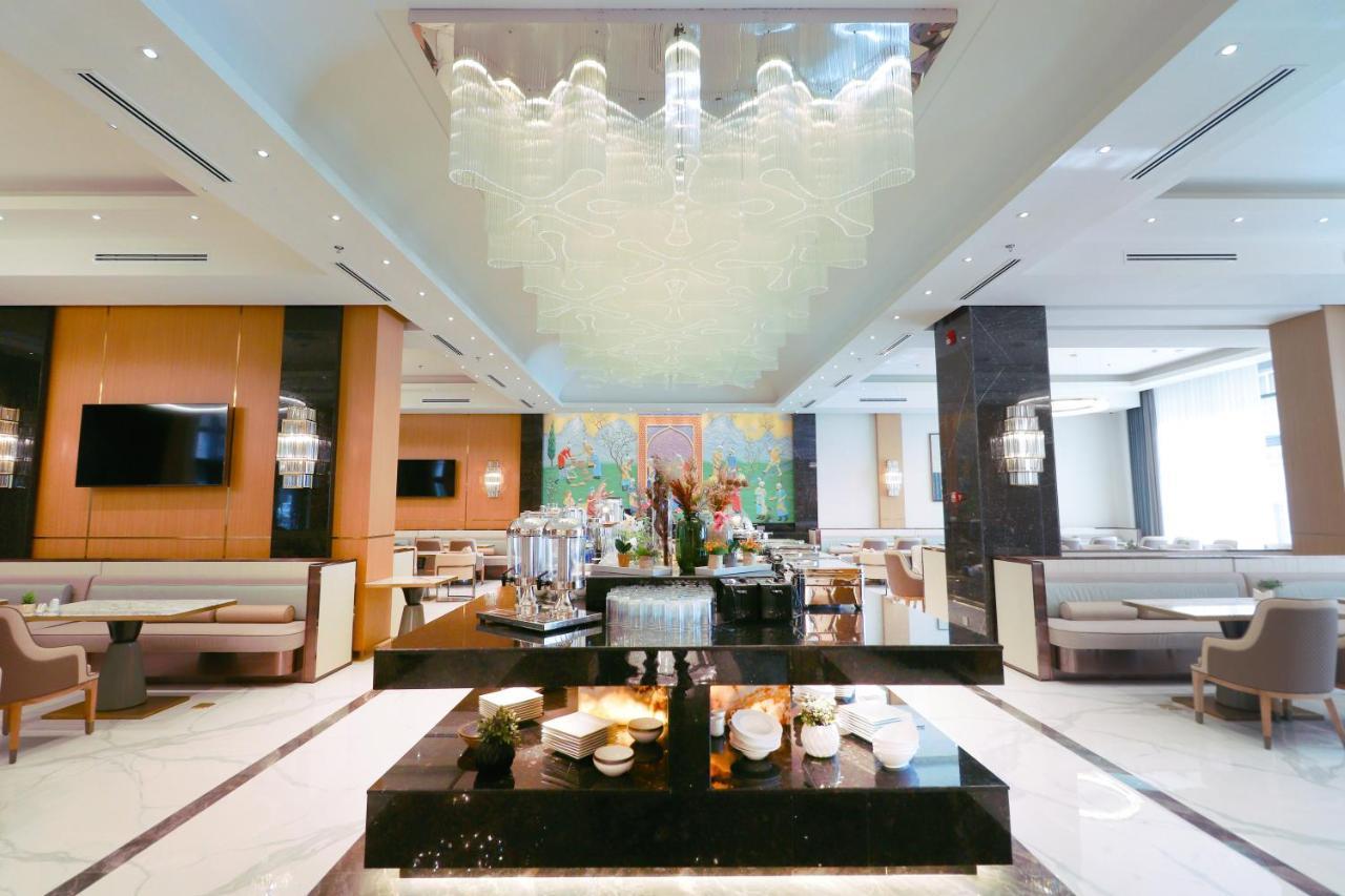 The Rumi Hotel & Residences Dushanbe Esterno foto
