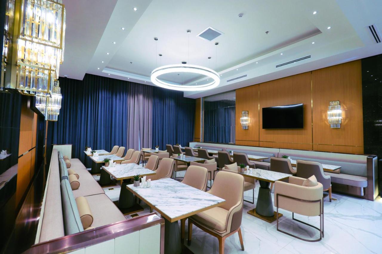 The Rumi Hotel & Residences Dushanbe Esterno foto