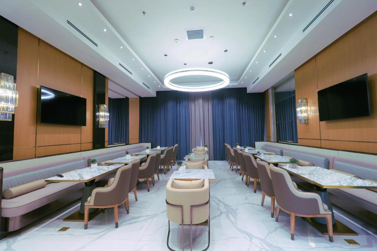 The Rumi Hotel & Residences Dushanbe Esterno foto