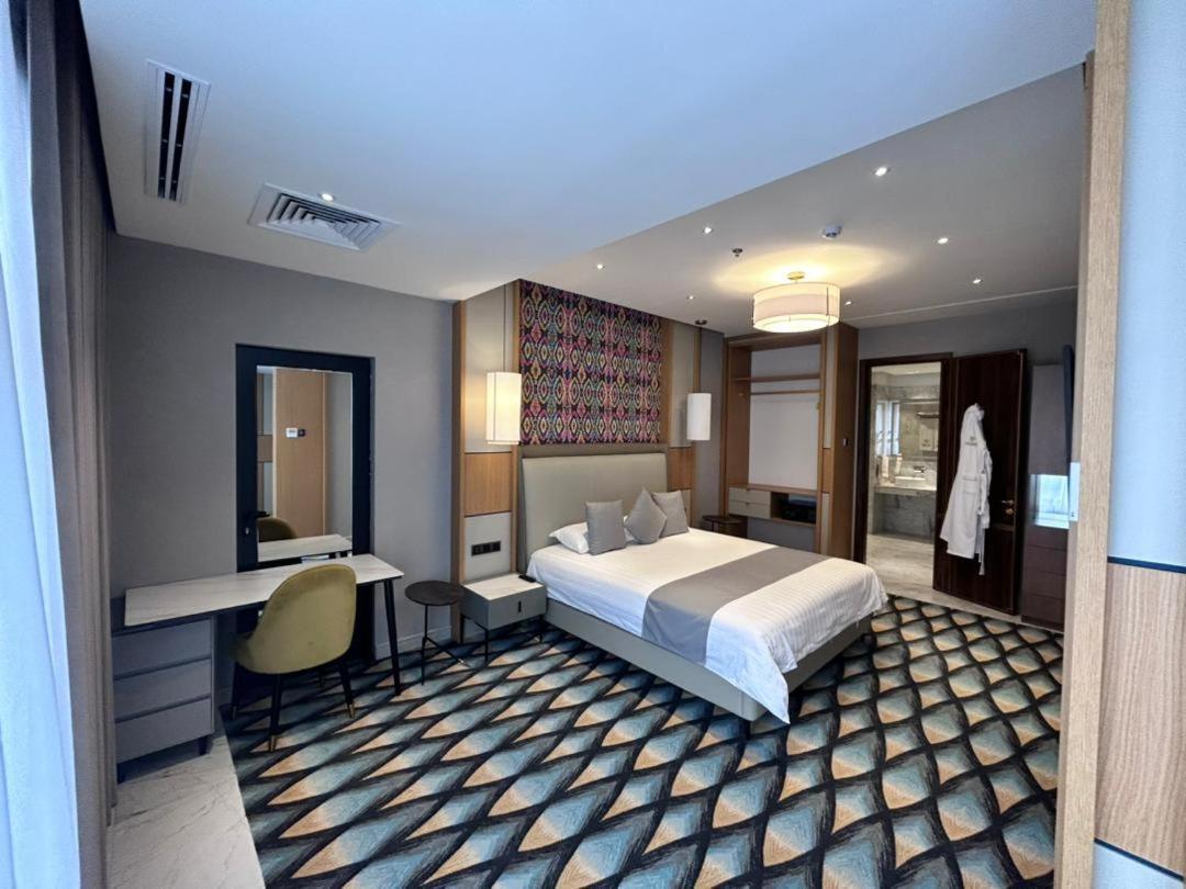 The Rumi Hotel & Residences Dushanbe Esterno foto